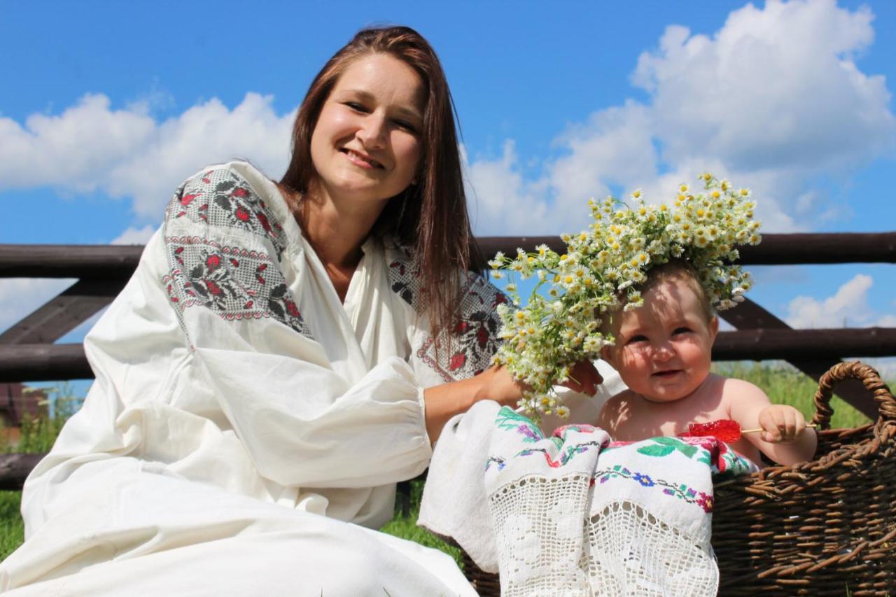 U Dvori Hotel Pidhorodci Kültér fotó