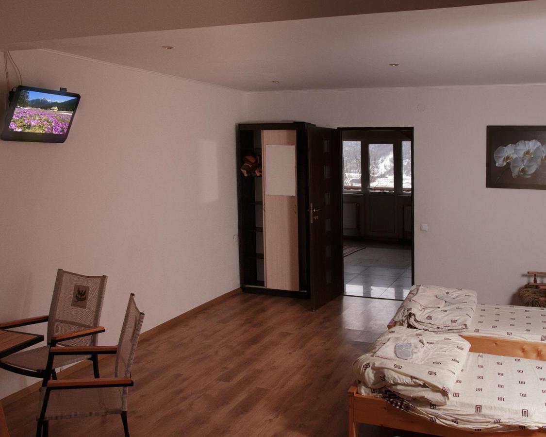 U Dvori Hotel Pidhorodci Kültér fotó