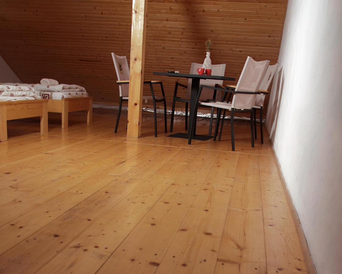 U Dvori Hotel Pidhorodci Kültér fotó