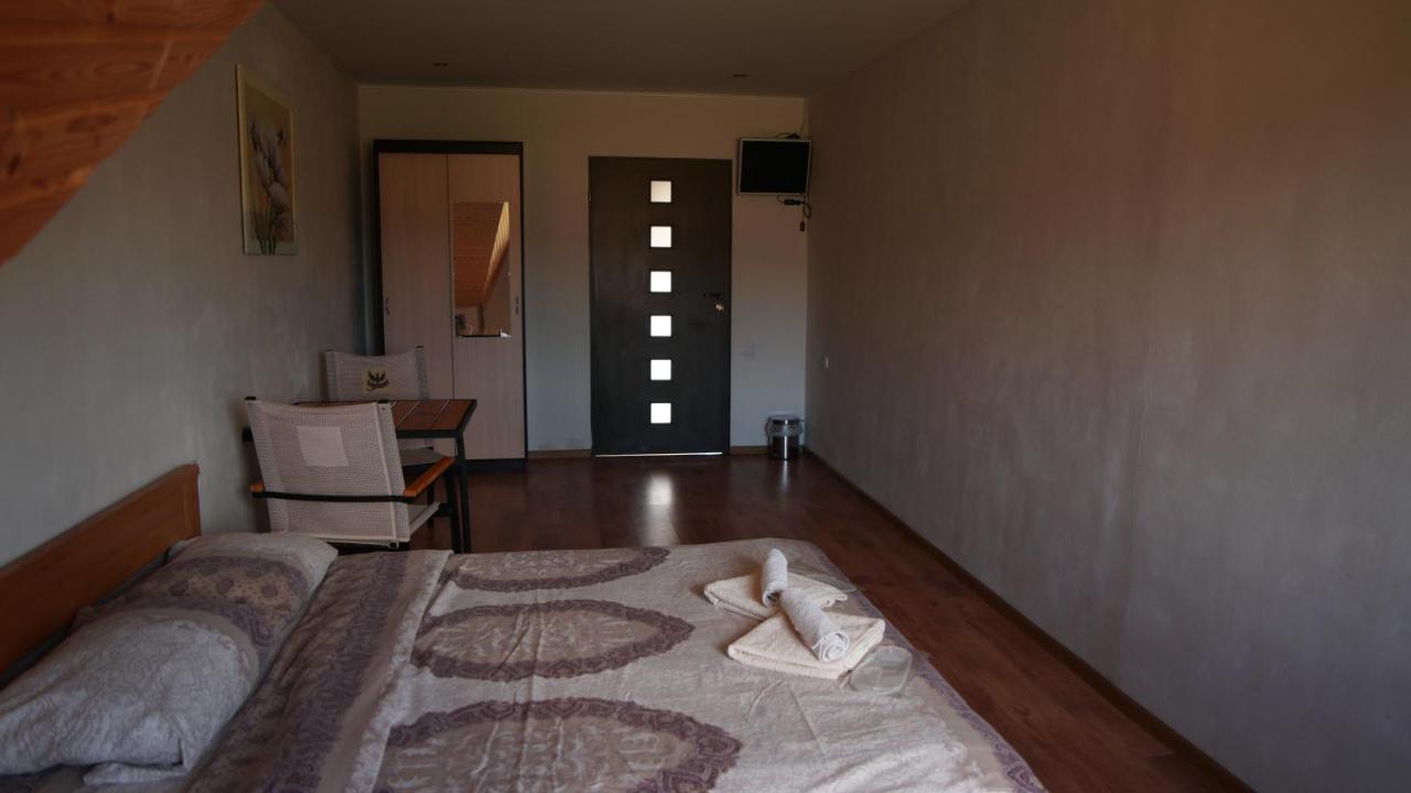 U Dvori Hotel Pidhorodci Kültér fotó