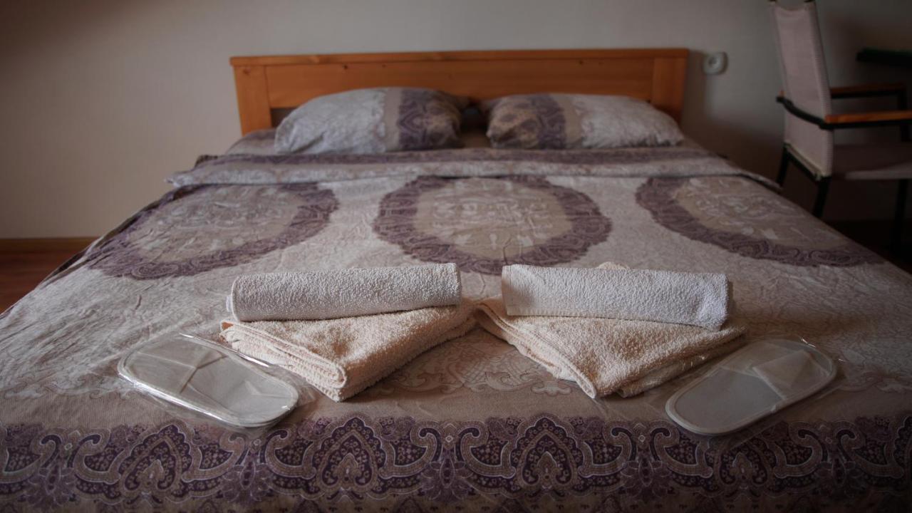 U Dvori Hotel Pidhorodci Kültér fotó