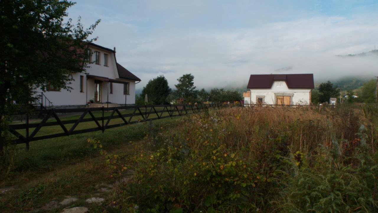 U Dvori Hotel Pidhorodci Kültér fotó