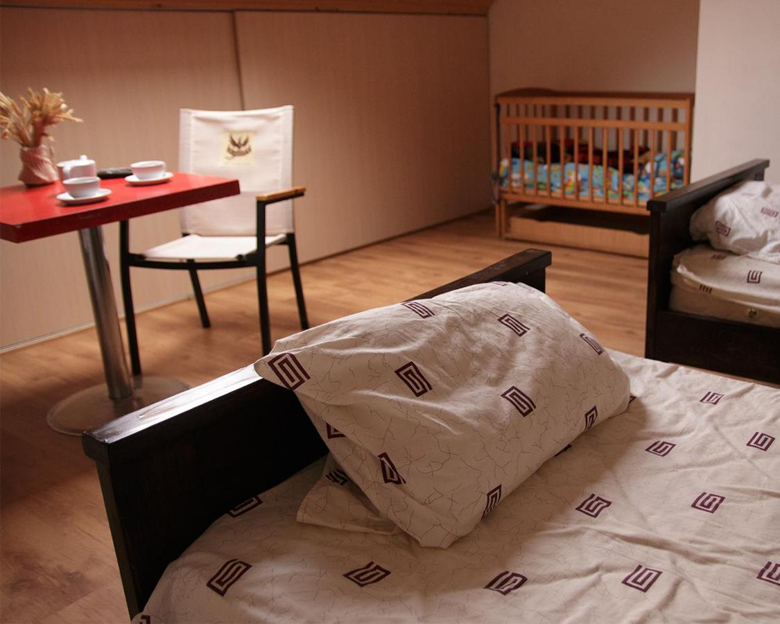 U Dvori Hotel Pidhorodci Kültér fotó
